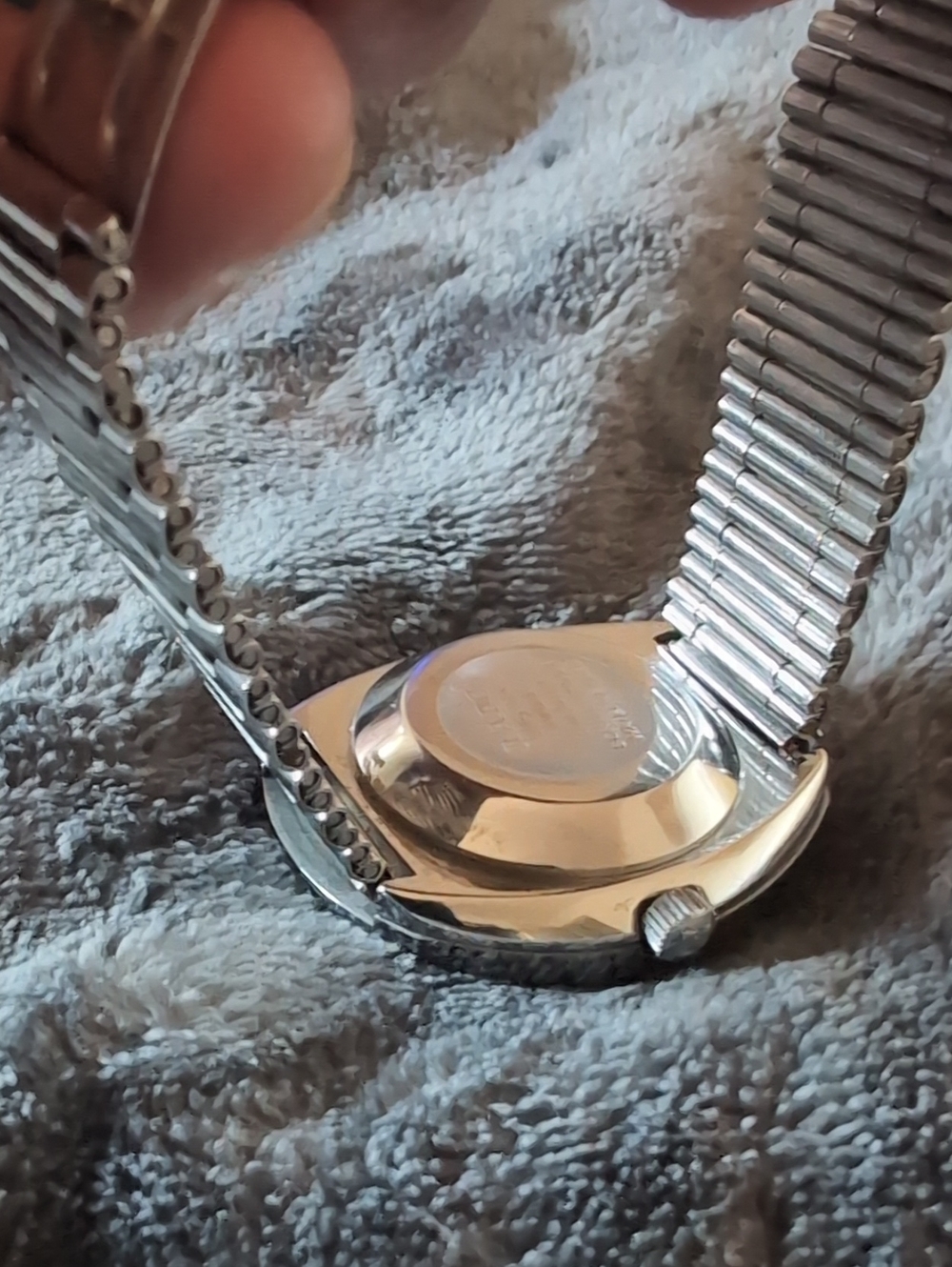 Rado DIASTAR  Men's Watch with Textured Crystal Dial With Sapphires Stones - Picture 7 of 7